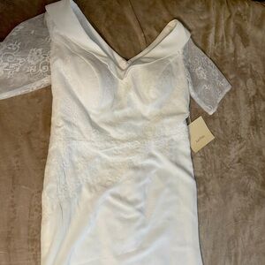 Chic White Long Sleeve Dress